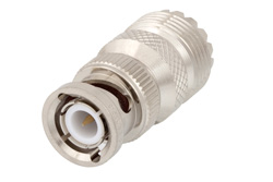 PE91329 - UHF メス 〜 BNC オス アダプタ
