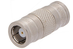 PE9271 - 75 Ω SMB プラグ 〜 75 Ω SMB プラグ アダプタ