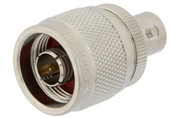 PE9369 - 75 Ω N オス 〜 75 Ω BNC メス アダプタ