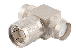 PE9374 - 95 Ω 3/4インチ-20二軸「T字」アダプタ、メス-オス-メス