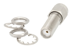 PE9621 - SMA オス 〜 SMA メス バルクヘッドマウントアダプタ