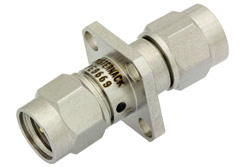 PE9669 - SMA オス 〜 SMA オス 4ホールパネルマウントアダプタ