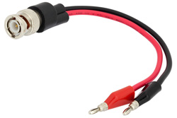 PE9904 - ブレイクアウト アセンブリ: BNCオスから小型 スタッキングバナナプラグ