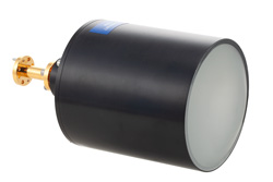 PEWAN1077 - WR-15 導波管レンズホーンアンテナ、55 GHz 〜 65 GHz 、公称 32 dBi ゲイン、UG-385/U 円形フランジ