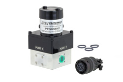 PEWGS6001 - WR-28 導波管メカニカルリレー SPDT ラッチングスイッチ、Ka バンド 40 GHz 最大周波数、550 W、UG-599/U 方形、28V、TTL