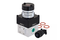 PEWGS6006 - WR-42 導波管メカニカルリレー SPDT ラッチングスイッチ、K 帯 26.5 GHz 最大周波数、800 W、UG-595/U 方形、12V