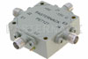 吸収型 SP3T、PIN ダイオードスイッチ、動作周波数 2 GHz 〜 4 GHz、最大 1 W (+30 dBm)、SMA