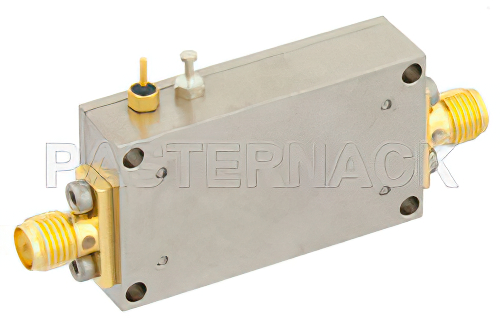 50 dB ゲイン、28 dBm IP3、1 dB NF、18 dBm P1dB、10 MHz  〜 1,000 MHz、低ノイズ高利得増幅器、SMA