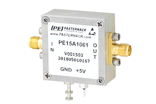 2 dB NF 低ノイズ増幅器、動作範囲 20 MHz 〜 4 GHz、25 dB ゲイン、18 dBm P1dB、SMA