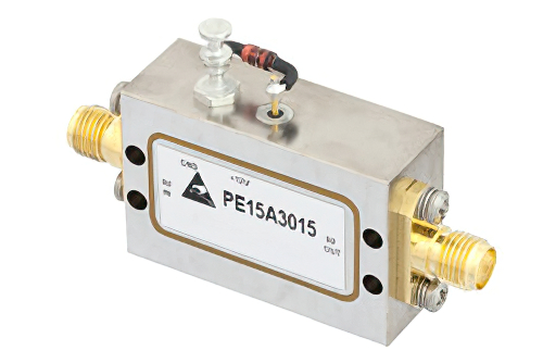 46 dB ゲイン、24 dBm P1dB、500 MHz  〜 2 GHz、中電力広帯域増幅器、34 dBm IP3、2.7 dB NF、SMA