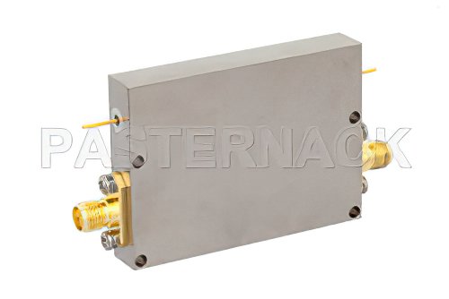 900 mW P1dB、2 GHz  〜 8 GHz、中電力広帯域増幅器、33 dB ゲイン、SMA
