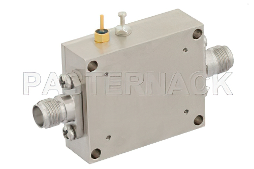 3 dB NF、18 dBm Psat、100 MHz  〜 18 GHz、低ノイズ広帯域増幅器、14 dB ゲイン、SMA