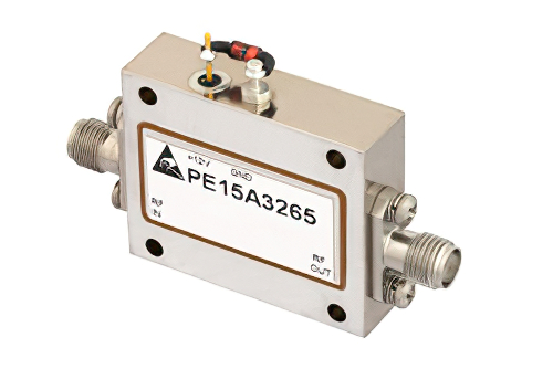 13 dBm P1dB、2 GHz  〜 18 GHz、中電力広帯域増幅器、33 dB ゲイン、3.5 dB NF、SMA