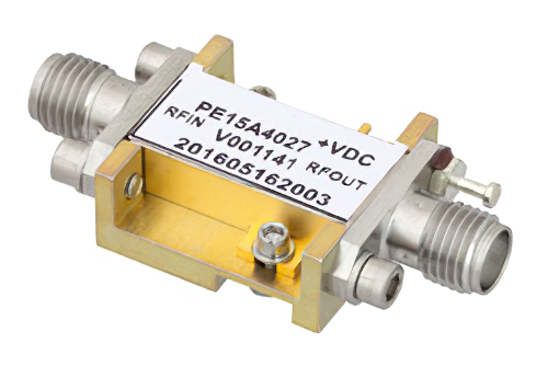 26 dBm P1dB、2 GHz  〜 20 GHz、中電力広帯域増幅器、15 dB ゲイン、SMA