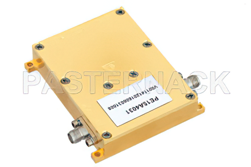 900 mW P1dB、10 MHz  〜 6 GHz、中電力広帯域増幅器、13 dB ゲイン、5 dB NF、SMA