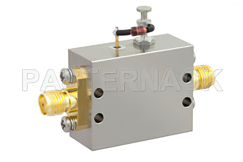 24 dBm P1dB、500 MHz  〜 2.5 GHz、中電力広帯域増幅器、24 dB ゲイン、3.5 dB NF、SMA