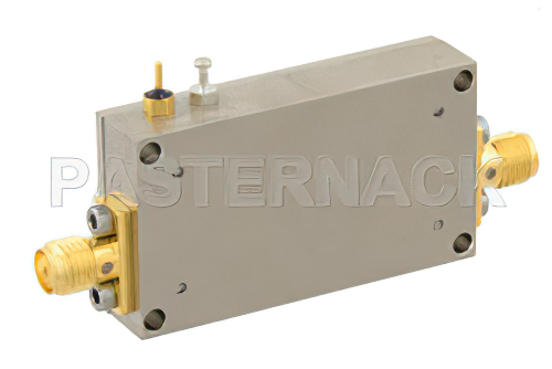 1.2 dB NF、10 dBm P1dB、2.6 GHz  〜 3.1 GHz、低ノイズ増幅器、30 dB ゲイン、SMA