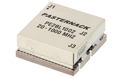 50 Ω 〜25 Ω バラン、20 MHz 〜 1,000 MHz 、最大 100 W 表面実装(SMT)