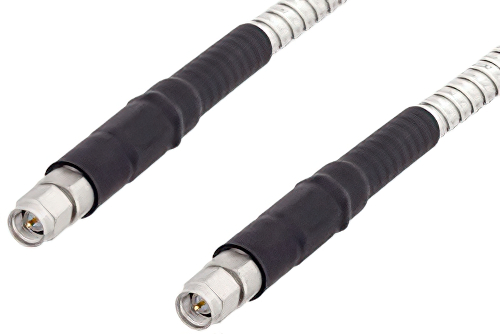 SMA オス 〜 SMA オス、低損失ケーブル 150 センチメートル長、PE-P142LL 同軸、熱収縮チューブ