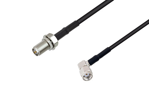 逆極性 SMA メス バルクヘッド 〜 逆極性 SMA オス 直角ケーブル、LMR-100 同軸、熱収縮チューブ