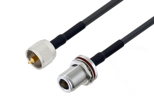 UHF オス 〜 N メス バルクヘッド、低損失ケーブル、LMR-195 同軸、熱収縮チューブ