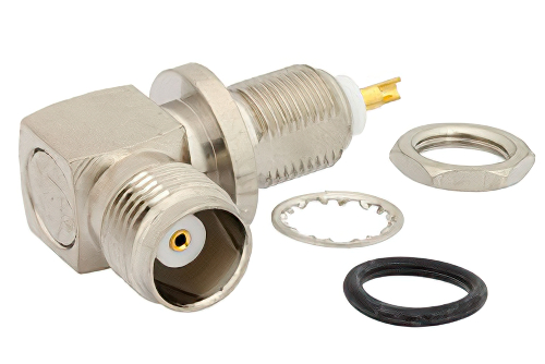 TNC メス 直角バルクヘッドマウントコネクタ、はんだ接続、ソルダーカップターミナル、.361インチD穴