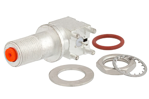 75 Ω F メス 直角バルクヘッドマウントコネクタ、はんだ接続、表面実装PCB、IP67準拠