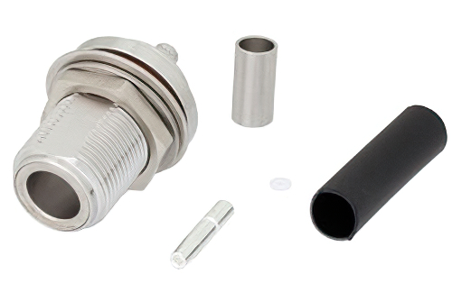 N メス バルクヘッドマウントコネクタ、圧着/はんだ接続、LMR-200、PE-C200、IP67準拠