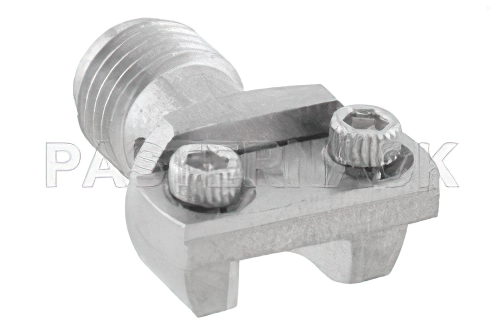 SMA メス コネクタ、クランプ/はんだ(キャプティブ端子)接続、エンドランチPCB、マイクロストリップ/コプラナーランチ, 0.005 インチ