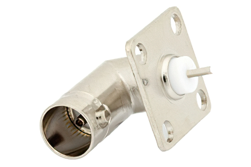 75 Ω BNC メス 直角コネクタ、はんだ接続、4ホールパネルマウント、ソルダーカップターミナル、.531インチ穴間隔