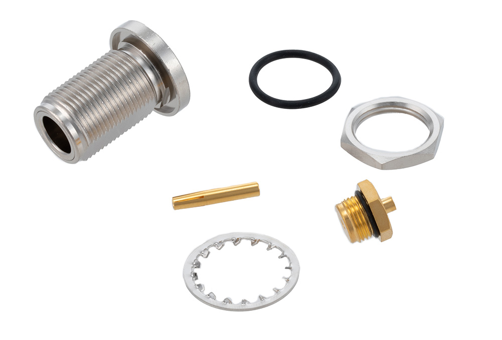 N メス バルクヘッドマウントコネクタ、はんだ接続、PE-SR405AL、PE-SR405FL、RG405、.640インチDD穴