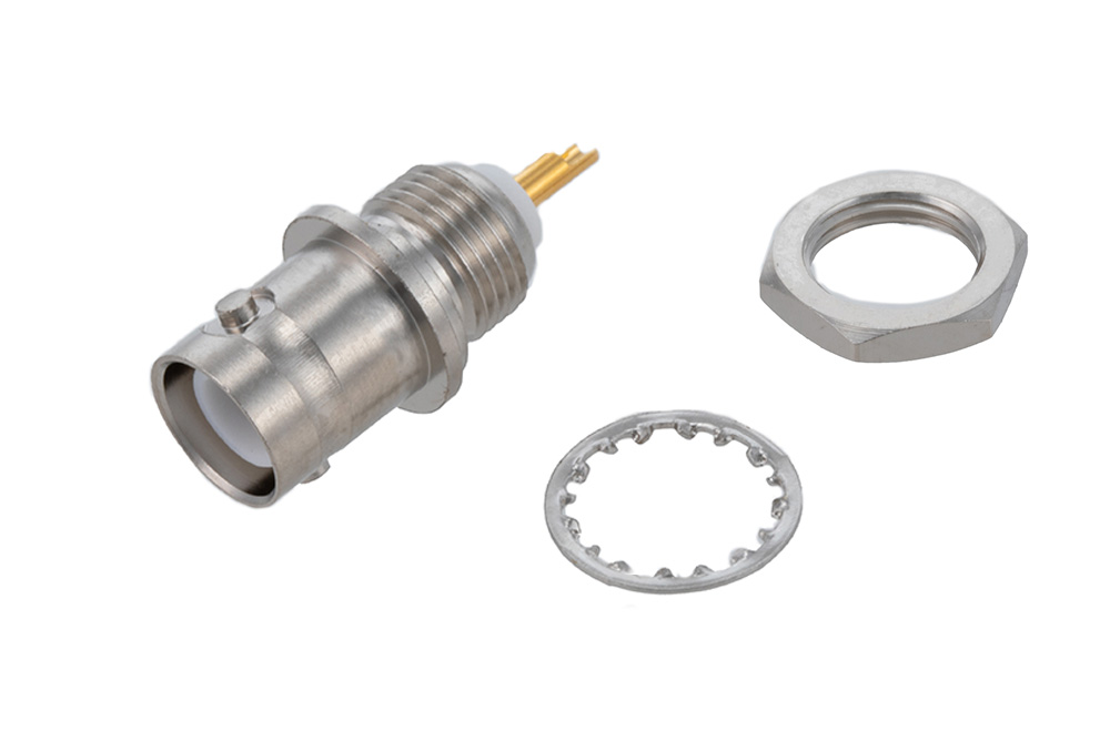 逆極性 BNC メス バルクヘッドマウントコネクタ、はんだ接続、ソルダーカップターミナル、.410インチD穴