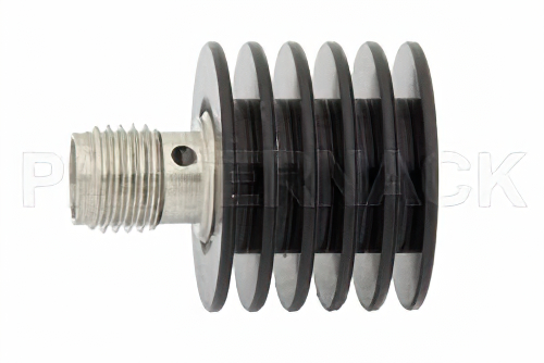 5 W RF ロード最大 18 GHz、SMA メス、黒色 陽極酸化アルミヒートシンク