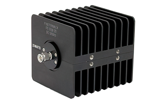 20 dB 固定減衰器、SMA オス 〜 SMA メス、黒色 陽極酸化アルミヒートシンク、25 W、最大 18 GHz