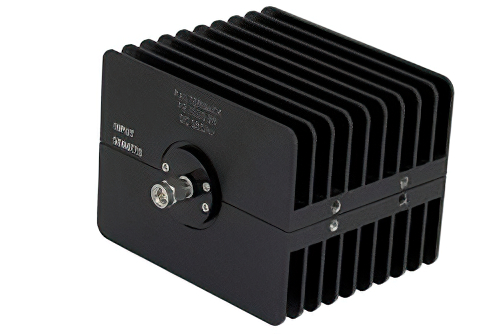 20 dB 固定減衰器、SMA オス 〜 SMA メス 方向性、黒色 陽極酸化アルミヒートシンク、50 W、最大 18 GHz