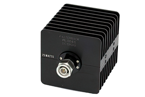 1 dB 固定減衰器、TNC オス 〜 TNC メス、黒色 陽極酸化アルミヒートシンク、25 W、最大 18 GHz