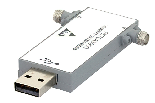 30 dB プログラマブル USB 制御減衰器、SMA メス 〜 SMA メス、1 dB ステップ、100 MHz 〜 18 GHz