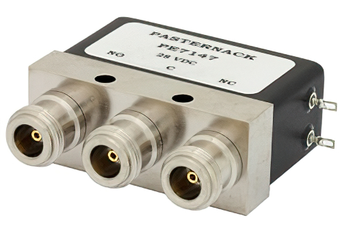 SPDT 電気機械式リレーフェールセーフスイッチ、DC 〜 4 GHz、最大 550 W、28 V、N