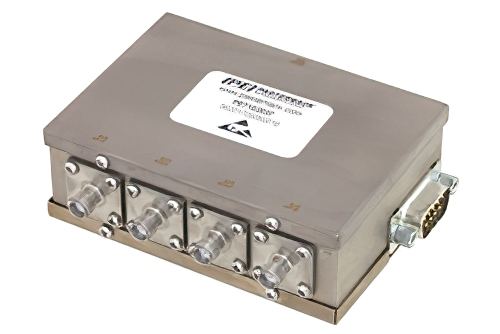 吸収型 SP4T、PIN ダイオードスイッチ、動作周波数 5 MHz 〜 3 GHz、最大 1 W (+30 dBm)、SMA