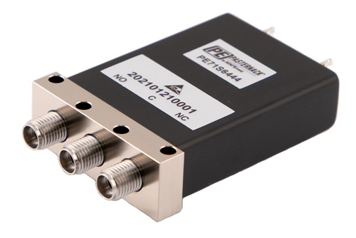 SPDT メカニカルリレー フェールセーフ スイッチ, DC ～ 40 GHz, 最大 10W, 2M ライフサイクル, 12V, インジケータ, TTL, 2.92mm