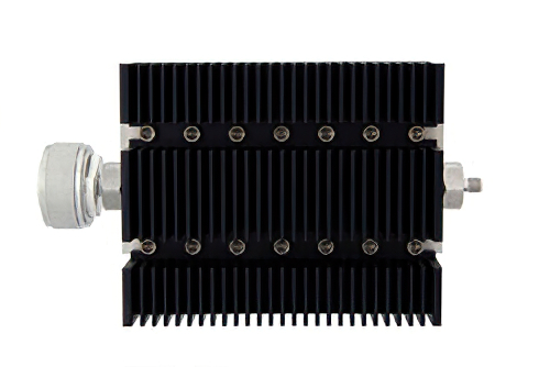 40 dB 固定減衰器、7/16 DIN オス 〜 SMA メス 方向性、黒色 陽極酸化アルミヒートシンク、100 W、最大 6 GHz