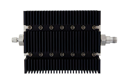 50 dB 固定減衰器、SMA オス 〜 TNC メス 方向性、黒色 陽極酸化アルミヒートシンク、100 W、最大 6 GHz