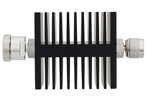 30 dB 固定減衰器、7/16 DIN メス 〜 N メス 方向性、黒色 陽極酸化アルミヒートシンク、50 W、最大 7.5 GHz