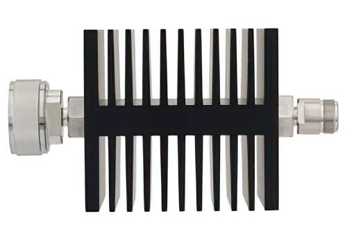 50 dB 固定減衰器、TNC メス 〜 N メス 方向性、黒色 陽極酸化アルミヒートシンク、50 W、最大 18 GHz