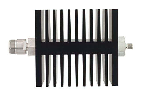 10 dB 固定減衰器、N メス 〜 SMA メス 方向性、黒色 陽極酸化アルミヒートシンク、50 W、最大 18 GHz