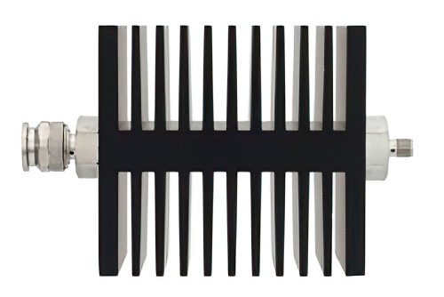 30 dB 固定減衰器、TNC オス 〜 SMA メス 方向性、黒色 陽極酸化アルミヒートシンク、50 W、最大 18 GHz