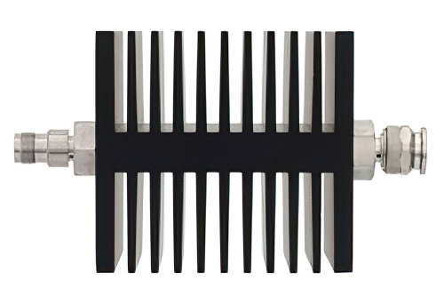 40 dB 固定減衰器、TNC メス 〜 TNC オス 方向性、黒色 陽極酸化アルミヒートシンク、50 W、最大 18 GHz