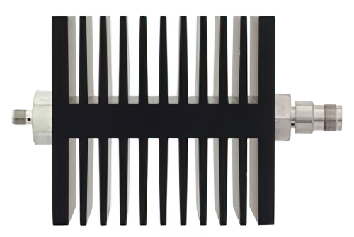 6 dB 固定減衰器、SMA メス 〜 TNC メス 方向性、黒色 陽極酸化アルミヒートシンク、50 W、最大 18 GHz