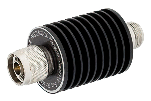 6 dB 固定減衰器、N オス 〜 N メス、黒色 陽極酸化アルミヒートシンク、10 W、最大 3 GHz