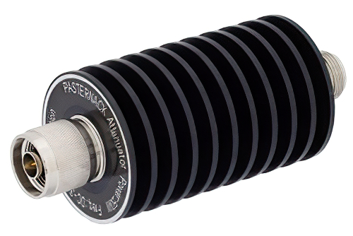 20 dB 固定減衰器、N オス 〜 N メス 単一方向性、黒色 陽極酸化アルミヒートシンク、50 W、最大 3 GHz